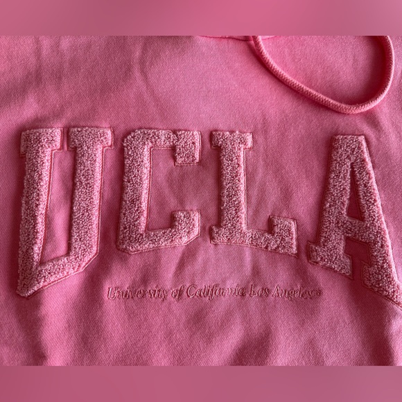 Pink drop shoulder UCLA hoodie - Picture 3 of 4